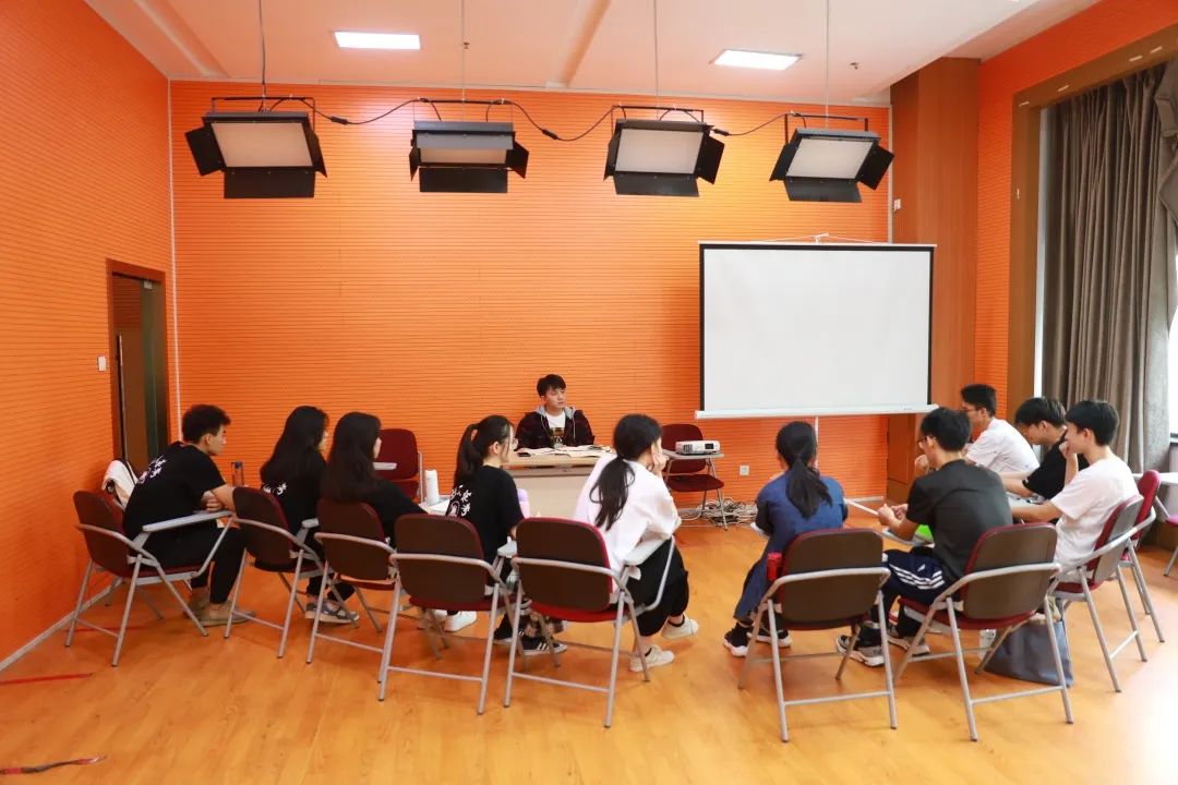 表演艺考小品考试怎么得高分