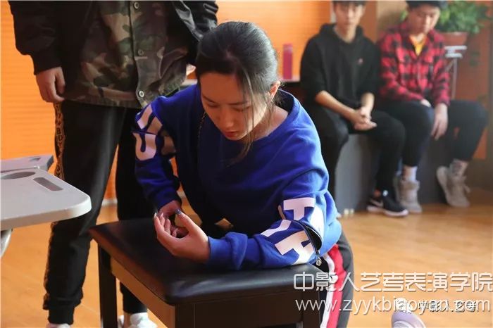 无实物表演培训课堂