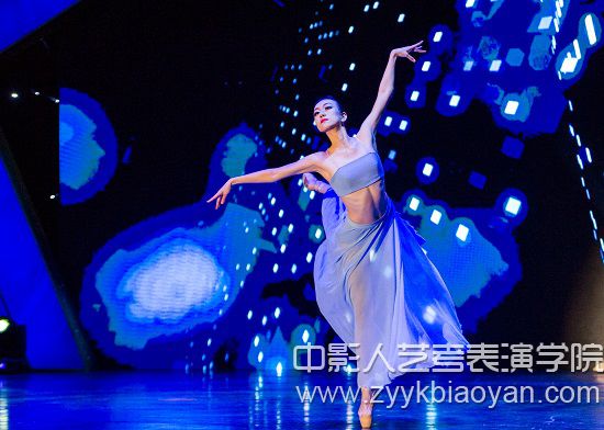 舞剧《大爱如血》（上海戏剧学院）.jpg