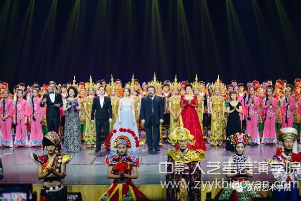 2017年中俄艺术交流晚会“域之韵”.jpg